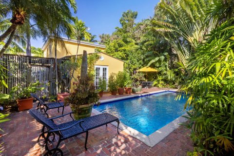 Casa en venta en Palm Beach, Florida, 3 dormitorios, 134.89 m2 № 1020081 - foto 1