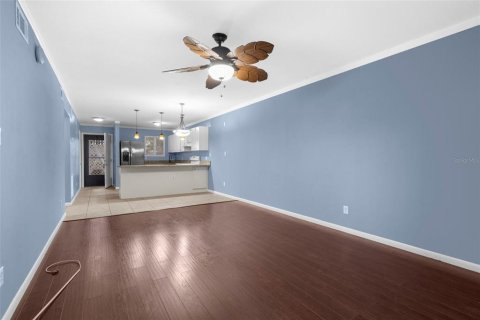 Condo in Bradenton, Florida, 2 bedrooms  № 1901835 - photo 8