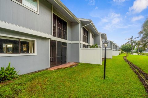 Condo in Bradenton, Florida, 2 bedrooms  № 1901835 - photo 21