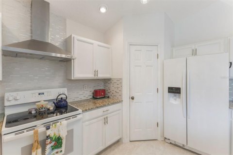 House in DeBary, Florida 3 bedrooms, 174.93 sq.m. № 1767408 - photo 12