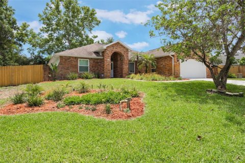 House in DeBary, Florida 3 bedrooms, 174.93 sq.m. № 1767408 - photo 2