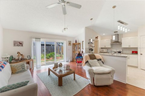 House in DeBary, Florida 3 bedrooms, 174.93 sq.m. № 1767408 - photo 7