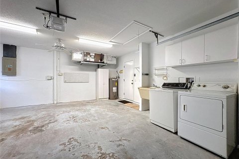 Villa ou maison à vendre à Venice, Floride: 2 chambres, 95.32 m2 № 1914825 - photo 21