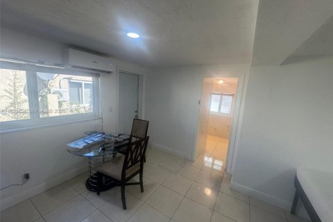 Купить виллу или дом в Опа-Локка, Флорида 4 спальни, 148.55м2, № 2008226 - фото 11