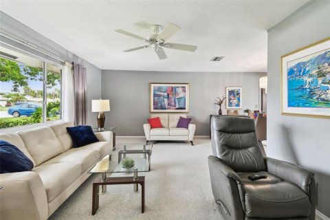 Casa en venta en Sarasota, Florida, 3 dormitorios, 167.32 m2 № 1794008 - foto 17