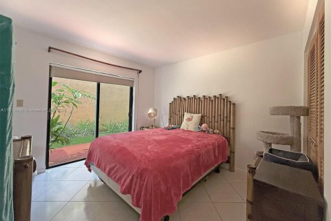 Casa en venta en Miami, Florida, 3 dormitorios, 143.16 m2 № 1756200 - foto 23
