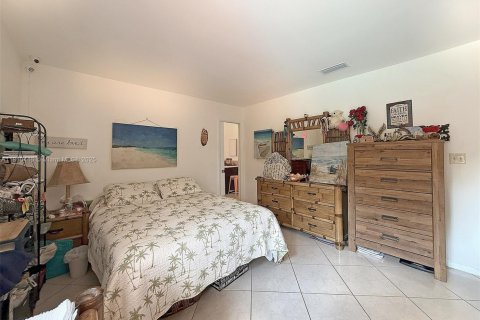 Casa en venta en Miami, Florida, 3 dormitorios, 143.16 m2 № 1756200 - foto 27
