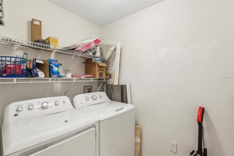 Condo in Tampa, Florida, 2 bedrooms  № 1887021 - photo 28