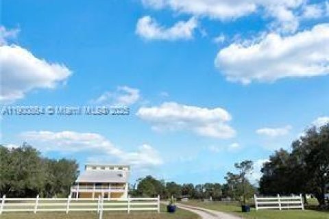 House in Fort Myers, Florida 6 bedrooms, 313.17 sq.m. № 1954690 - photo 30