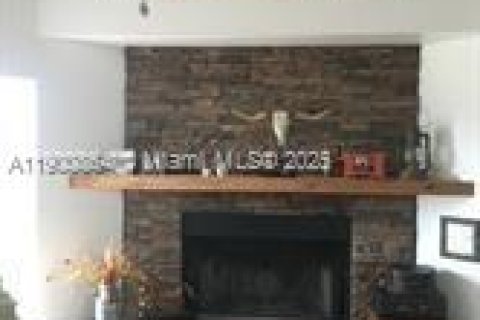 House in Fort Myers, Florida 6 bedrooms, 313.17 sq.m. № 1954690 - photo 28