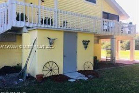 House in Fort Myers, Florida 6 bedrooms, 313.17 sq.m. № 1954690 - photo 23