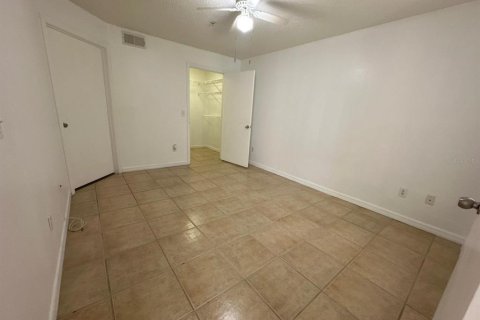 Condo in Kissimmee, Florida, 1 bedroom  № 1900272 - photo 6