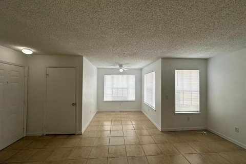 Condo in Kissimmee, Florida, 1 bedroom  № 1900272 - photo 2