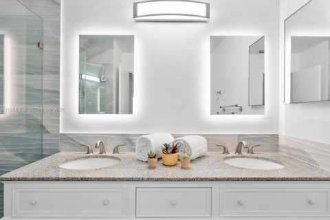 Villa ou maison à louer à Sunrise, Floride: 4 chambres, 149.57 m2 № 1996870 - photo 18