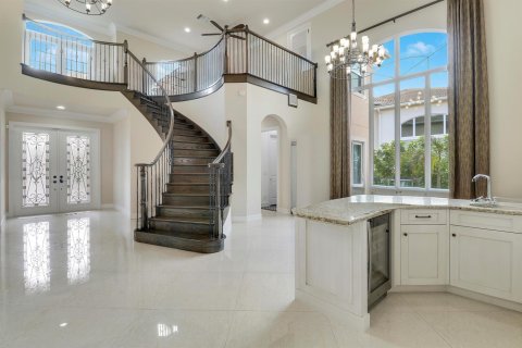 House in Jupiter, Florida 5 bedrooms, 390.19 sq.m. № 2260318 - photo 4