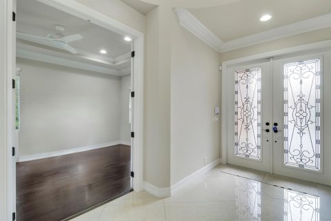 House in Jupiter, Florida 5 bedrooms, 390.19 sq.m. № 2260318 - photo 7