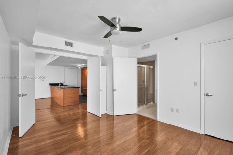Copropriété à louer à Miami, Floride: 3 chambres, 166.2 m2 № 2079790 - photo 24