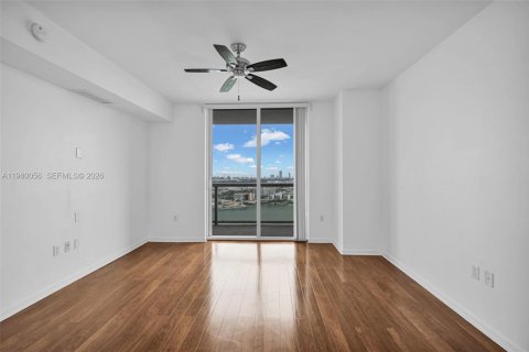 Copropriété à louer à Miami, Floride: 3 chambres, 166.2 m2 № 2079790 - photo 19