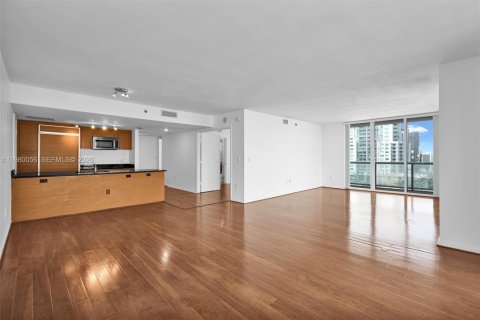 Copropriété à louer à Miami, Floride: 3 chambres, 166.2 m2 № 2079790 - photo 11