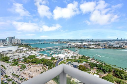 Copropriété à louer à Miami, Floride: 3 chambres, 166.2 m2 № 2079790 - photo 6