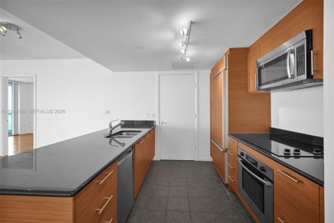 Copropriété à louer à Miami, Floride: 3 chambres, 166.2 m2 № 2079790 - photo 16