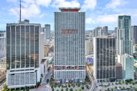 Condo à Miami, Floride, 3 chambres  № 2079790