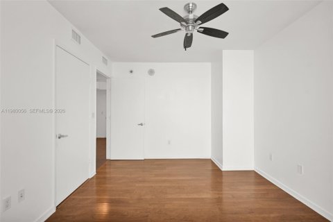 Copropriété à louer à Miami, Floride: 3 chambres, 166.2 m2 № 2079790 - photo 26