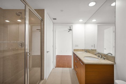 Copropriété à louer à Miami, Floride: 3 chambres, 166.2 m2 № 2079790 - photo 23