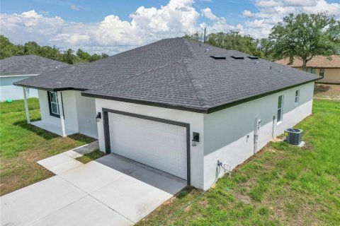Villa ou maison à louer à Ocala, Floride: 4 chambres, 168.71 m2 № 1884571 - photo 3