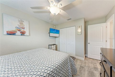 House in Rotonda, Florida 3 bedrooms, 149.39 sq.m. № 1900572 - photo 29