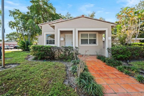 Casa en venta en Fort Lauderdale, Florida, 3 dormitorios, 173.36 m2 № 2365139 - foto 3