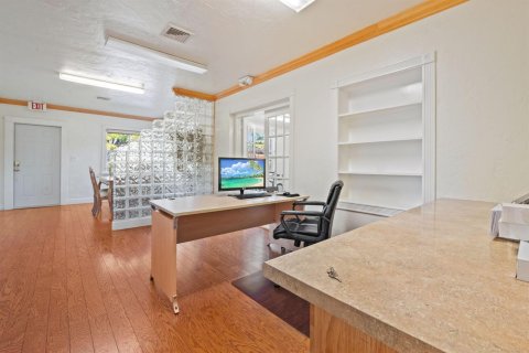 Casa en venta en Fort Lauderdale, Florida, 3 dormitorios, 173.36 m2 № 2365139 - foto 8