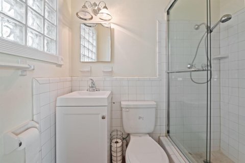 Casa en venta en Fort Lauderdale, Florida, 3 dormitorios, 173.36 m2 № 2365139 - foto 16