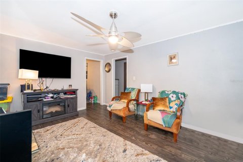 Casa en venta en Orlando, Florida, 2 dormitorios, 71.35 m2 № 1630585 - foto 8