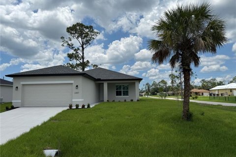 House in North Port, Florida 3 bedrooms, 153.29 sq.m. № 2229514
