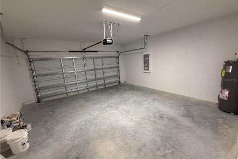 Снять в аренду виллу или дом в Норт-Порт, Флорида 4 комнаты, 153.29м2, № 2229514 - фото 16
