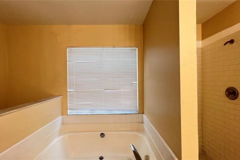 House in Kissimmee, Florida 3 bedrooms, 117.24 sq.m. № 2197212 - photo 26