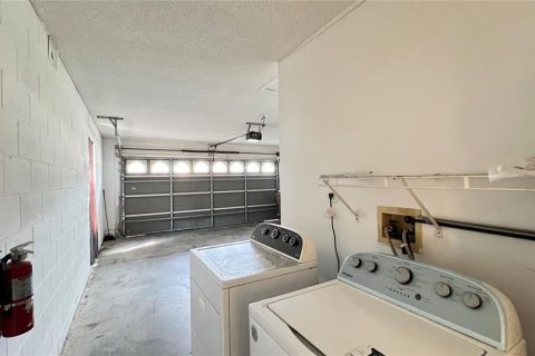 House in Kissimmee, Florida 3 bedrooms, 117.24 sq.m. № 2197212 - photo 7