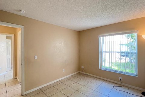 House in Kissimmee, Florida 3 bedrooms, 117.24 sq.m. № 2197212 - photo 16