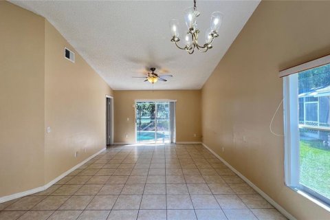 House in Kissimmee, Florida 3 bedrooms, 117.24 sq.m. № 2197212 - photo 8