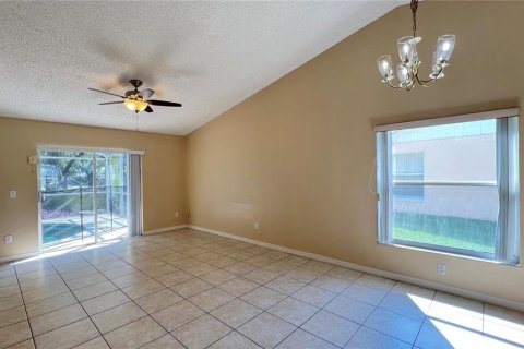 House in Kissimmee, Florida 3 bedrooms, 117.24 sq.m. № 2197212 - photo 21
