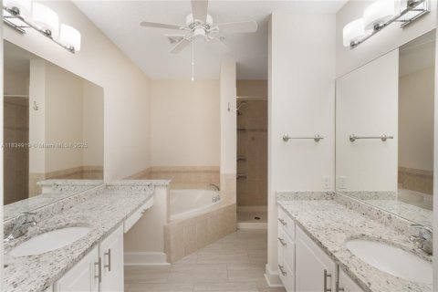 Copropriété à vendre à Kissimmee, Floride: 4 chambres № 1828207 - photo 23