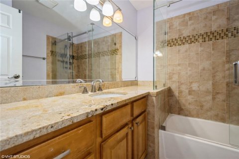 Copropriété à louer à Saint Petersburg, Floride: 3 chambres, 94.3 m2 № 1917690 - photo 12