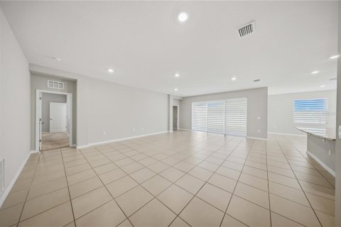 Villa ou maison à louer à Ocala, Floride: 4 chambres, 237.18 m2 № 2435088 - photo 5