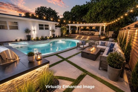 House in North Miami, Florida 3 bedrooms, 185.8 sq.m. № 2189531 - photo 22
