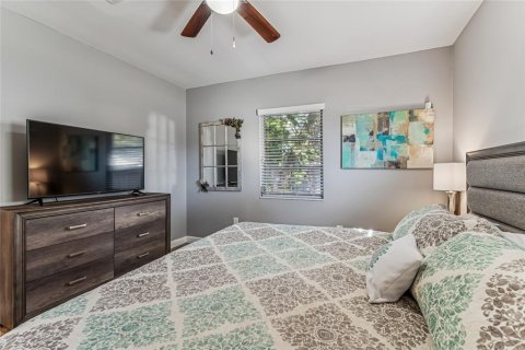 House in Dunedin, Florida 3 bedrooms, 105.35 sq.m. № 2236232 - photo 29