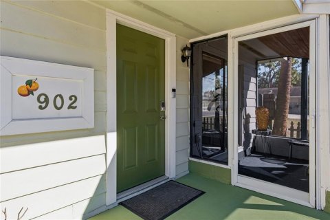 House in Dunedin, Florida 3 bedrooms, 105.35 sq.m. № 2236232 - photo 4