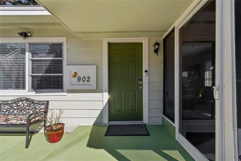 House in Dunedin, Florida 3 bedrooms, 105.35 sq.m. № 2236232 - photo 13
