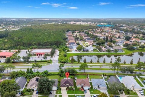 House in Orlando, Florida 3 bedrooms, 121.7 sq.m. № 1910036 - photo 26