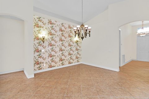 House in Vero Beach, Florida 3 bedrooms, 186.36 sq.m. № 2088138 - photo 11